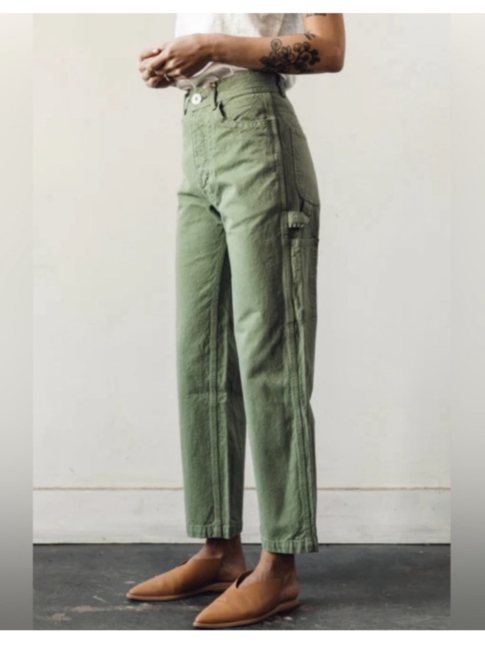 Jesse Kamm | Handy Pants in Olive Green 6 - Picture 2 of 12